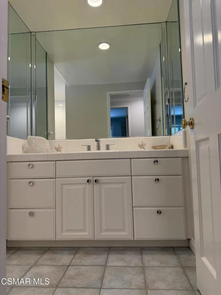 1275 Willsbrook Court Westlake Village, CA 91361