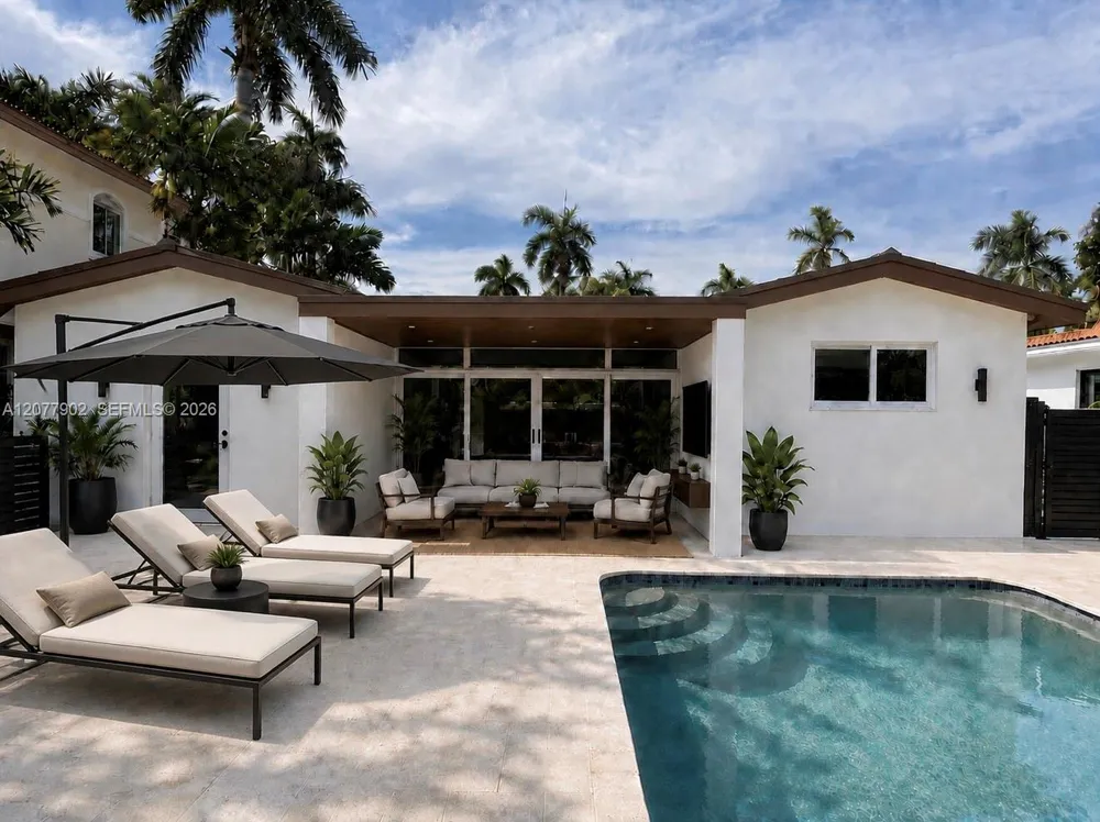 1116 Hollywood Blvd Hollywood, FL 33019