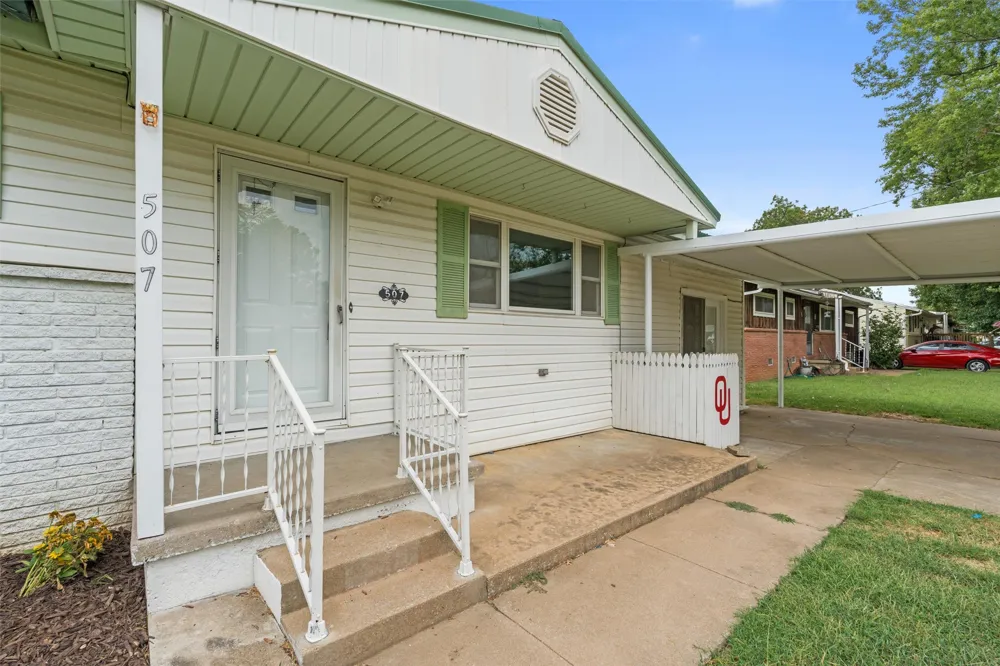 507 S Hamilton Avenue Dewey, OK 74029