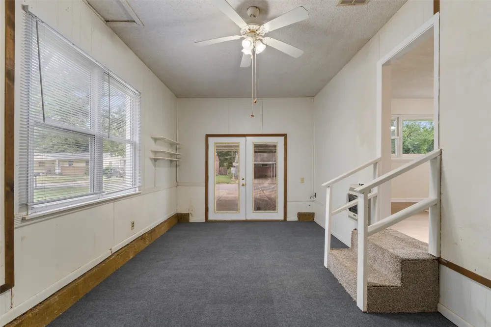 507 S Hamilton Avenue Dewey, OK 74029