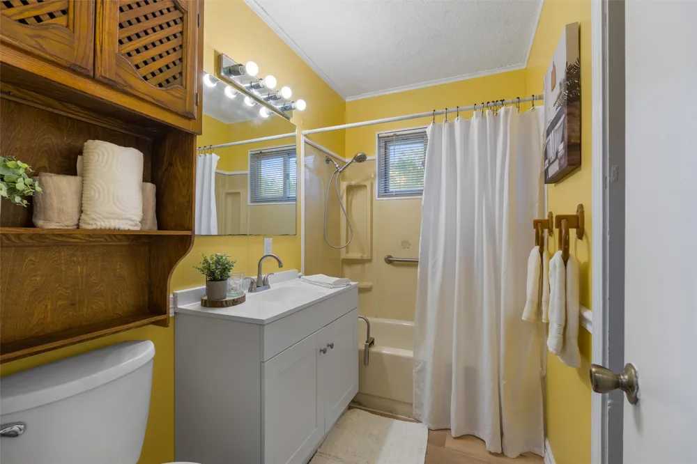 507 S Hamilton Avenue Dewey, OK 74029