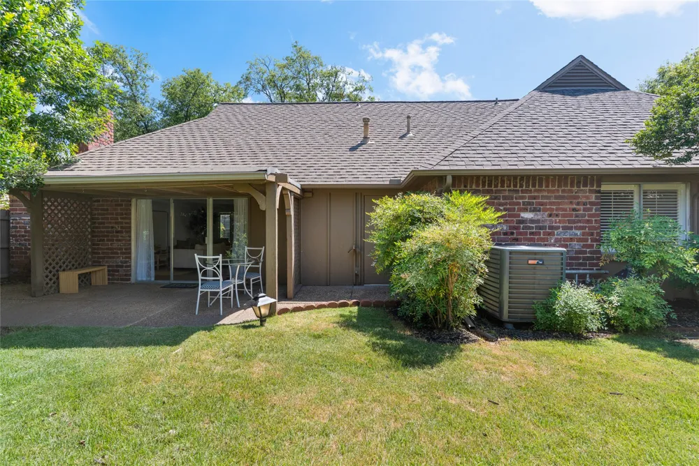 5206 S Harvard Avenue #106 Tulsa, OK 74135