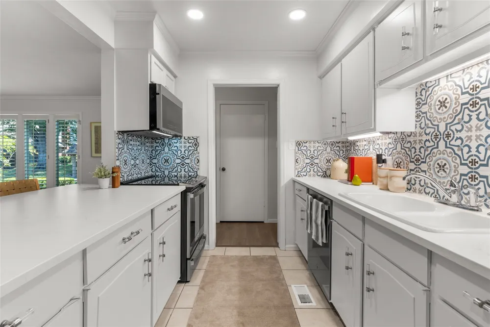 5206 S Harvard Avenue #106 Tulsa, OK 74135