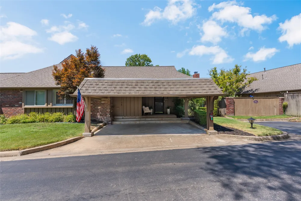 5206 S Harvard Avenue #106 Tulsa, OK 74135