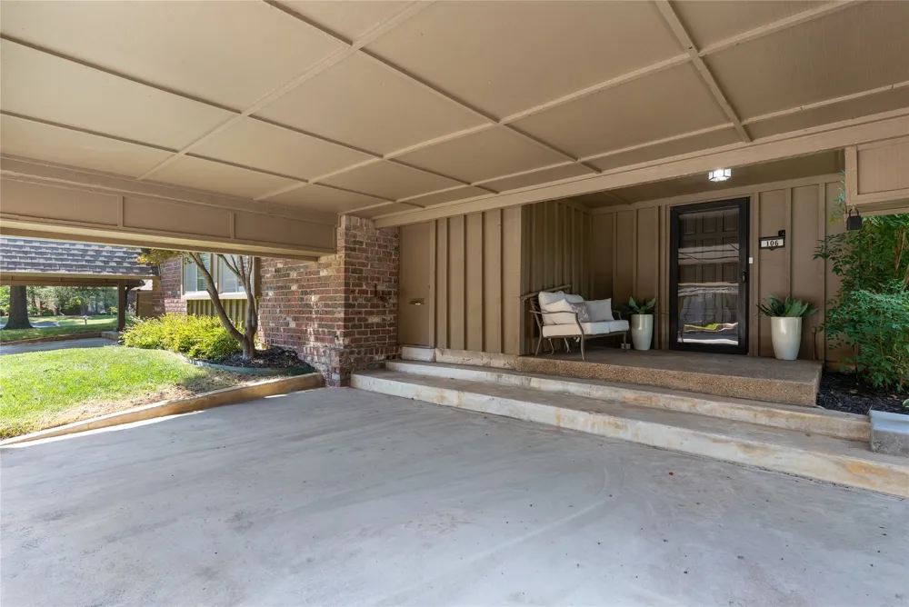 5206 S Harvard Avenue #106 Tulsa, OK 74135