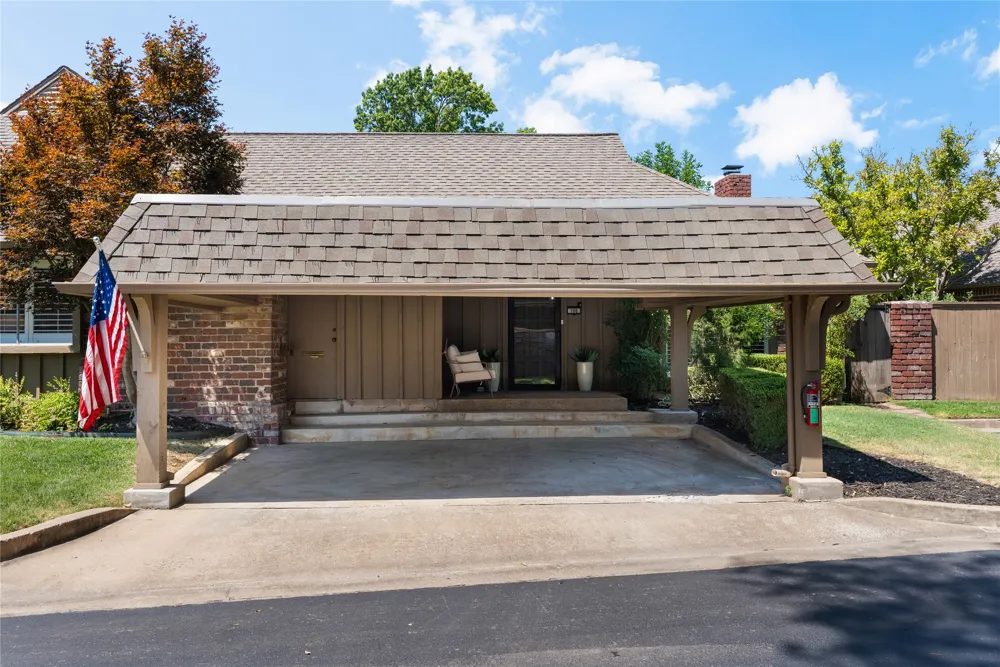 5206 S Harvard Avenue #106 Tulsa, OK 74135
