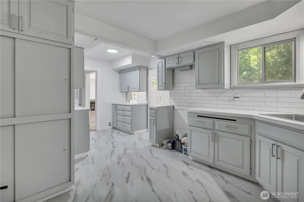 4107 Madrona Drive SE Port Orchard, WA 98366