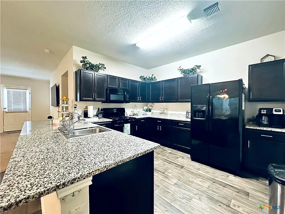 15304 Harkness Pass Austin, TX 78725