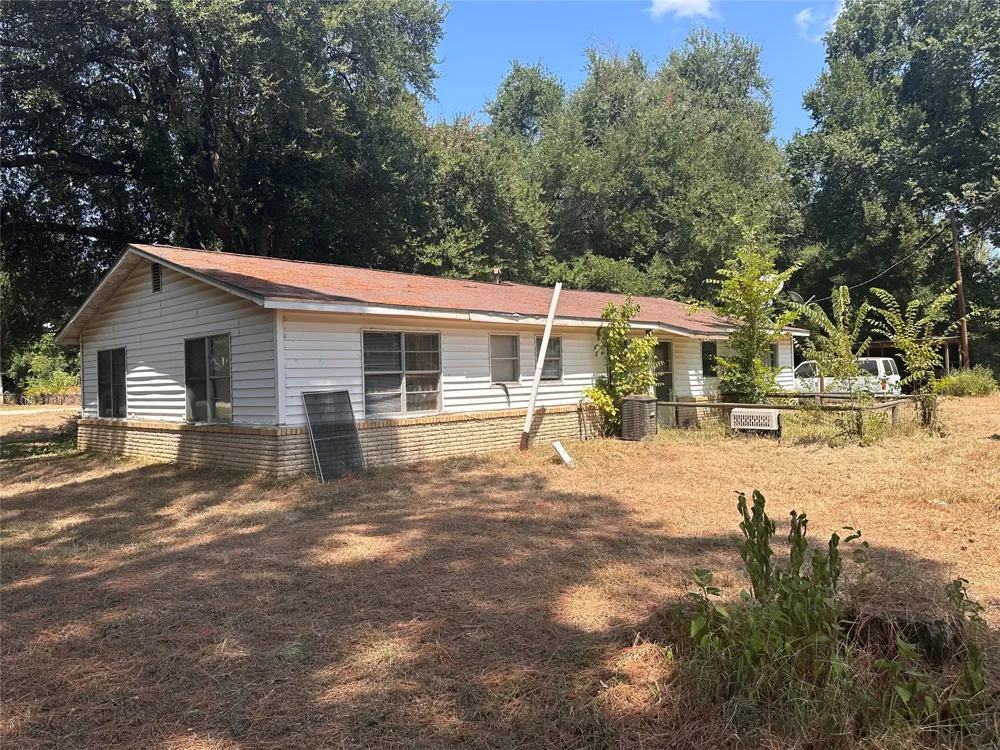 955 Lcr 463 Mexia, TX 76667