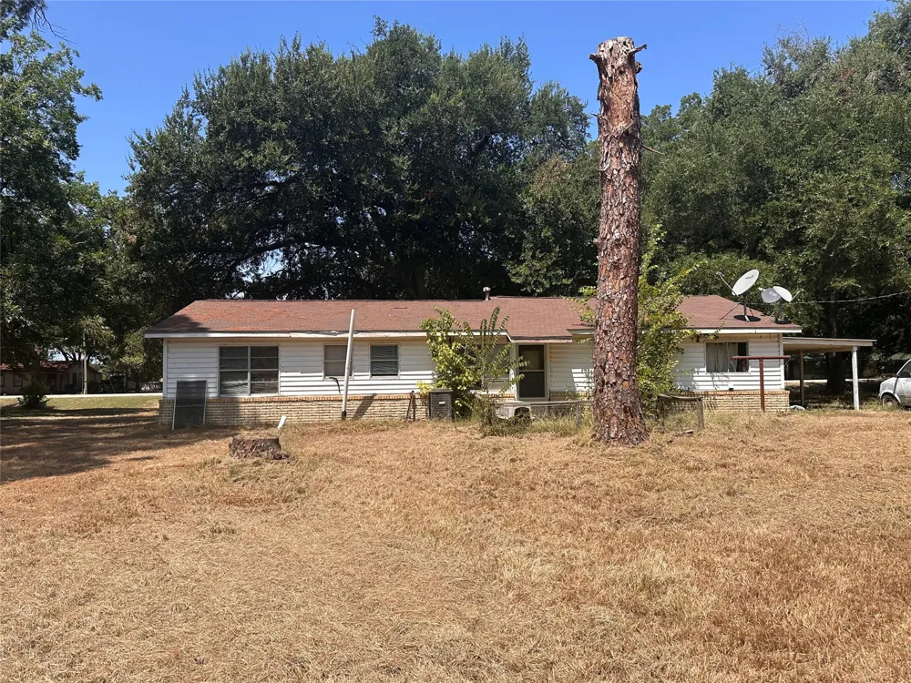 955 Lcr 463 Mexia, TX 76667