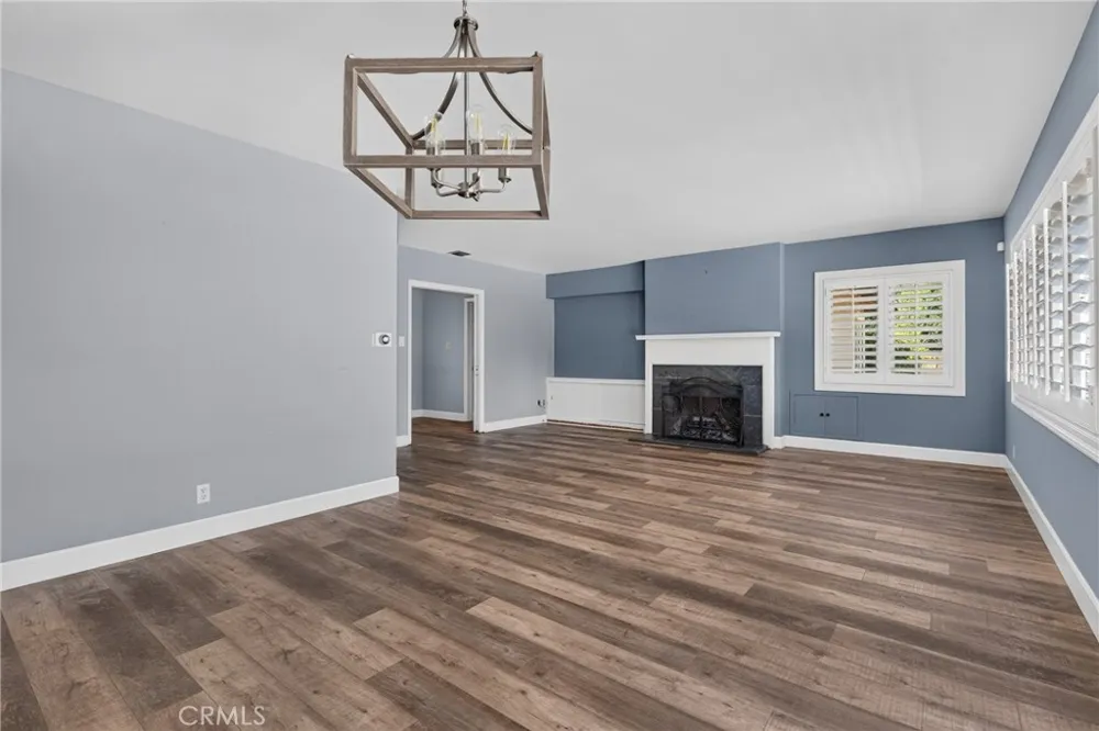 1721 W Palmyra Orange, CA 92868