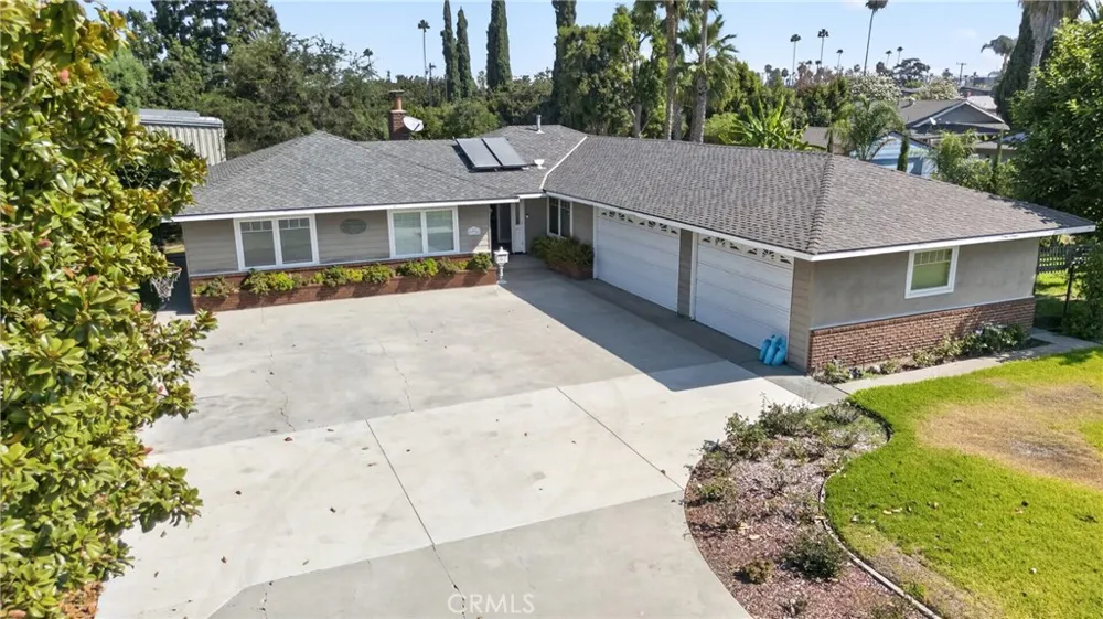 1721 W Palmyra Orange, CA 92868