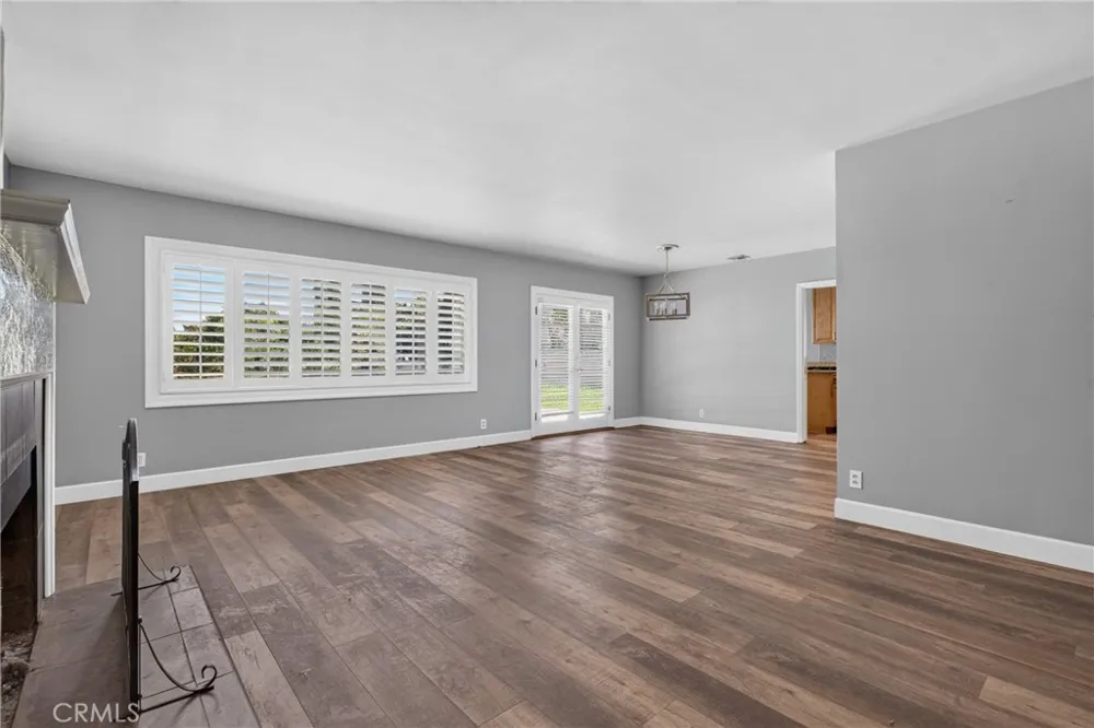 1721 W Palmyra Orange, CA 92868