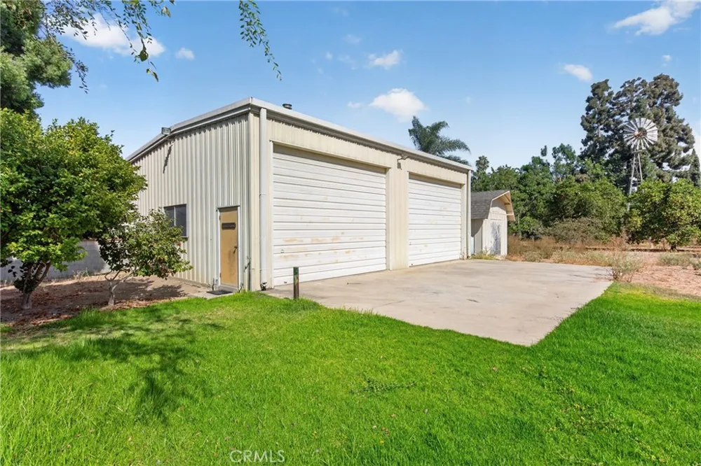 1721 W Palmyra Orange, CA 92868