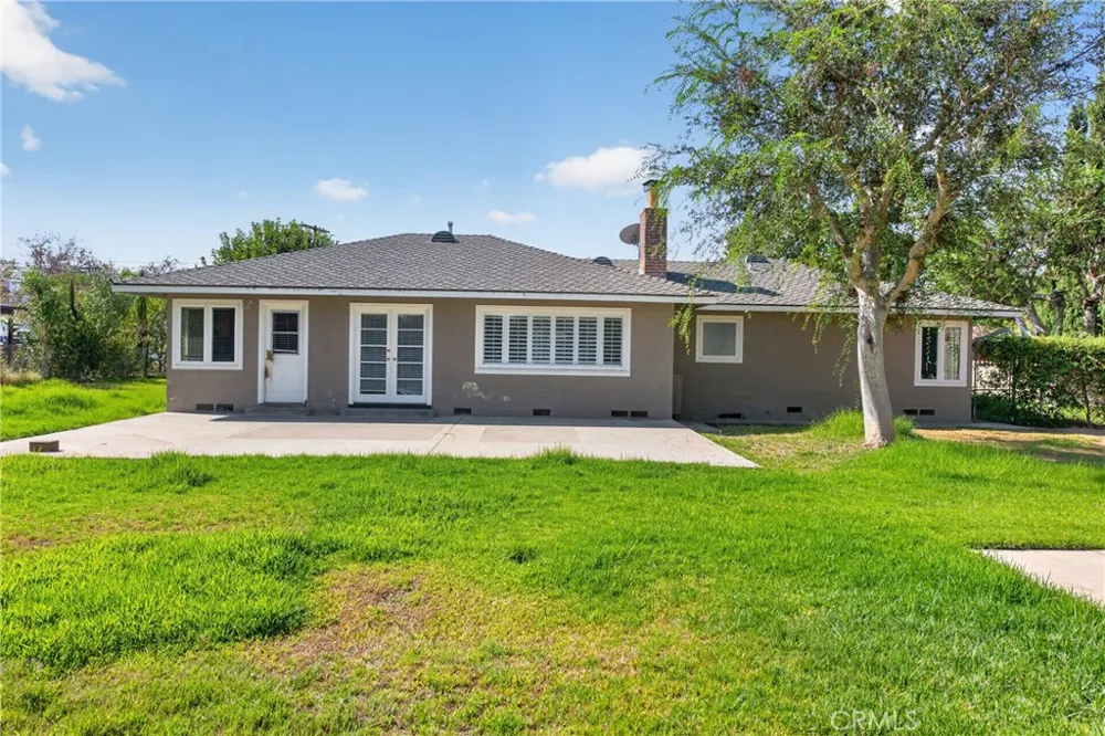 1721 W Palmyra Orange, CA 92868