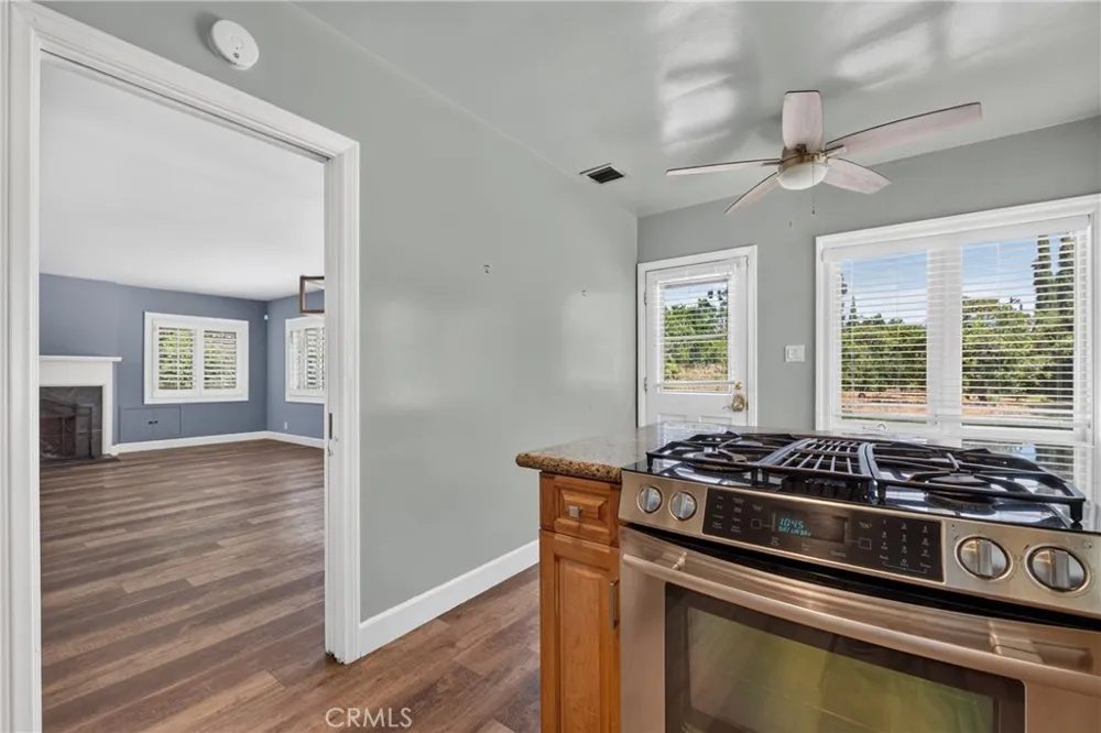 1721 W Palmyra Orange, CA 92868