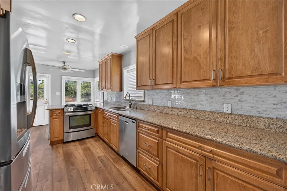1721 W Palmyra Orange, CA 92868