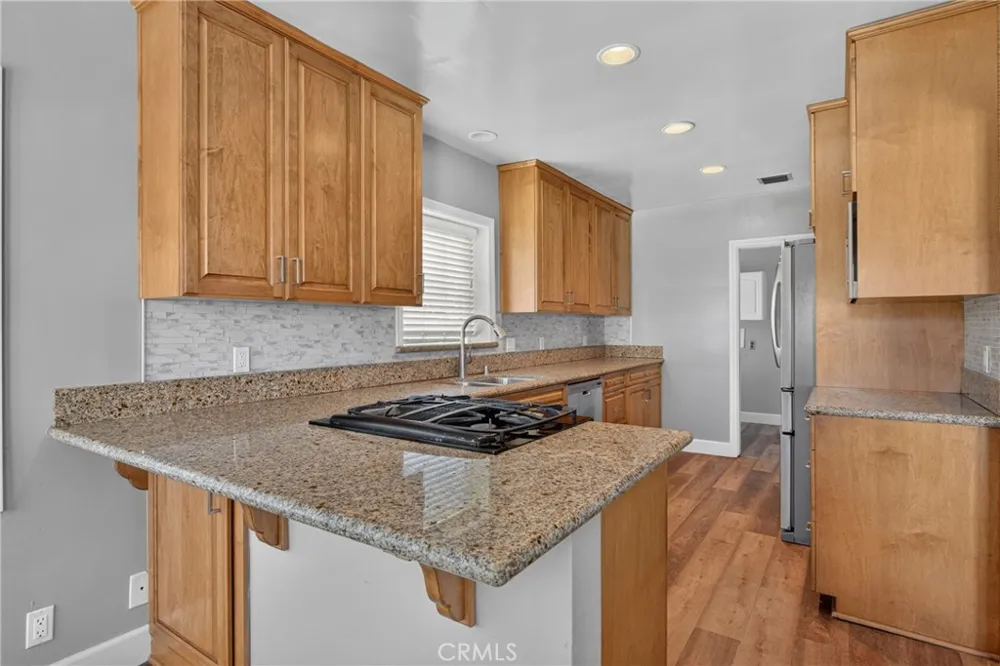 1721 W Palmyra Orange, CA 92868