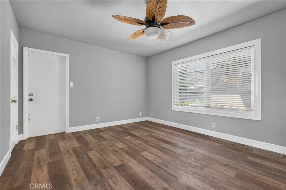 1721 W Palmyra Orange, CA 92868