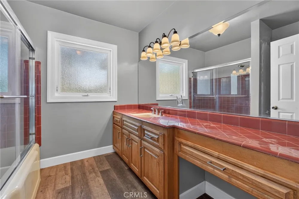 1721 W Palmyra Orange, CA 92868