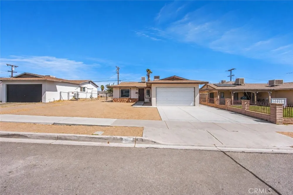 1933 Forane Barstow, CA 92311