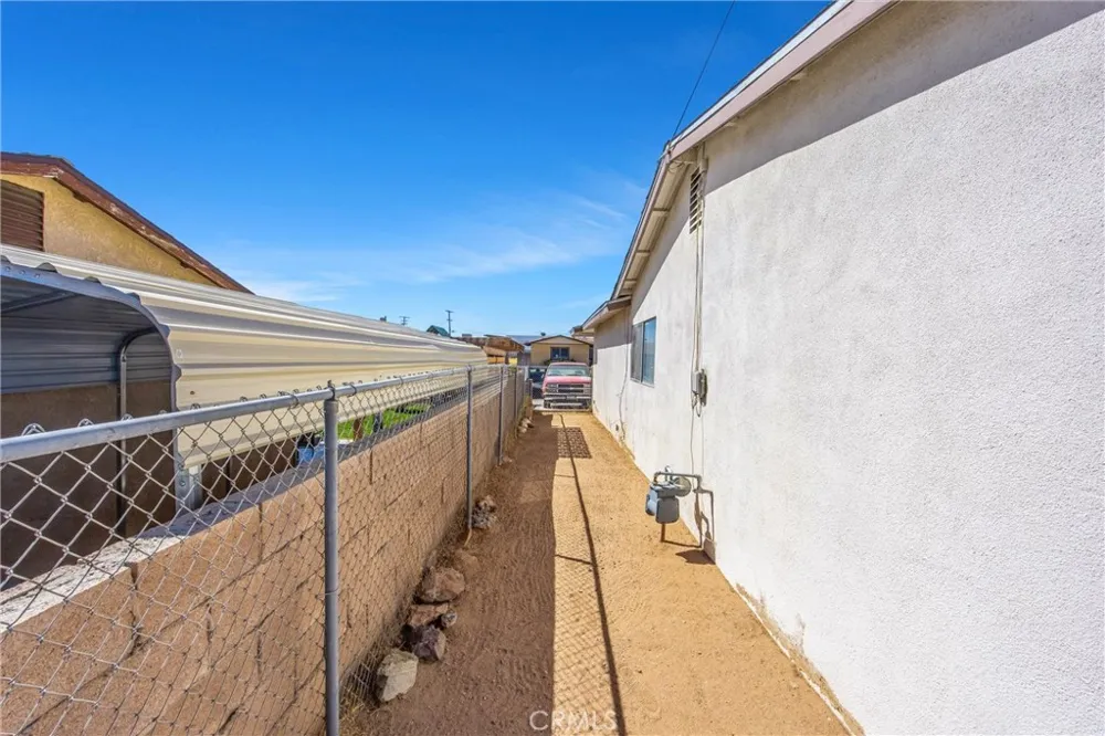 1933 Forane Barstow, CA 92311