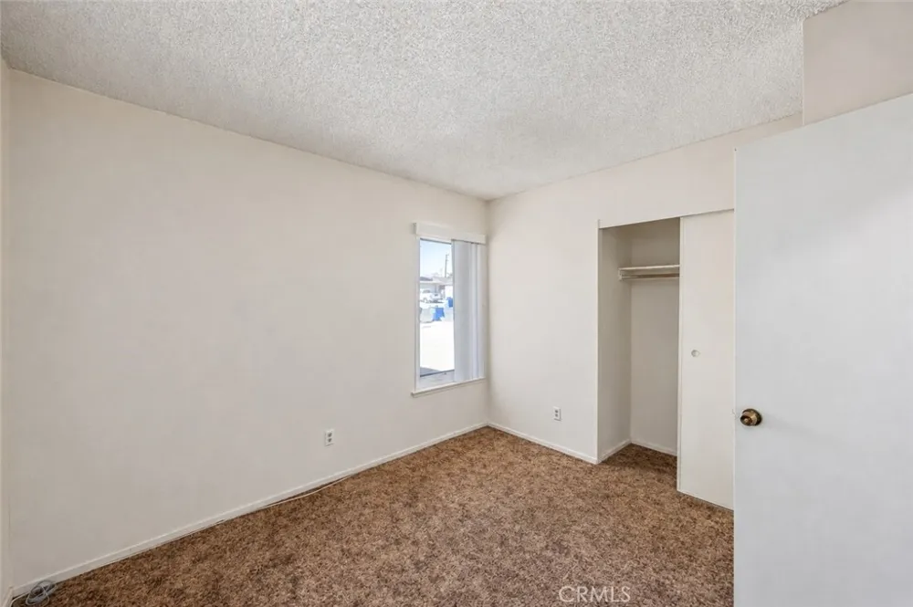 1933 Forane Barstow, CA 92311