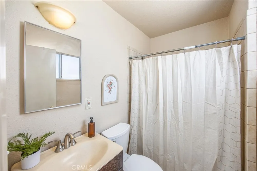 1933 Forane Barstow, CA 92311