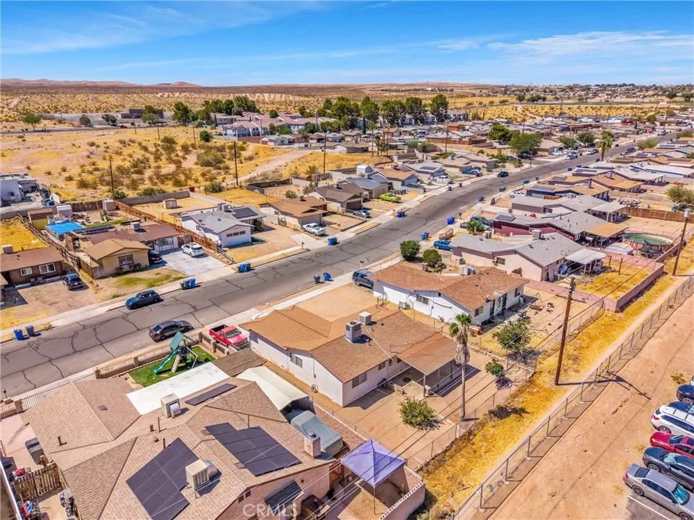 1933 Forane Barstow, CA 92311
