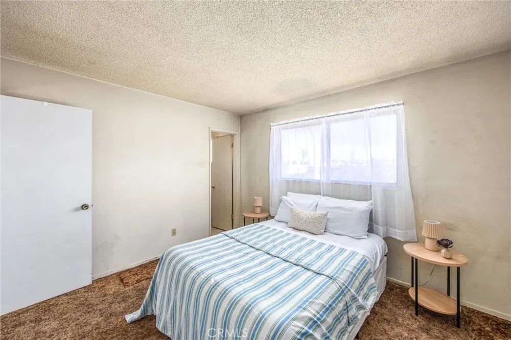 1933 Forane Barstow, CA 92311