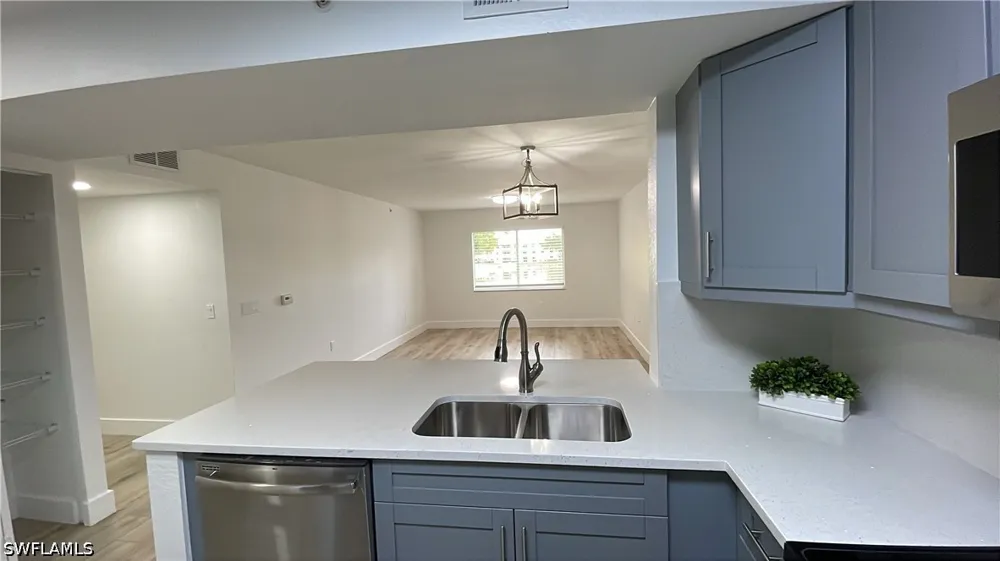 Key Royal Circle #524 Naples, FL 34119