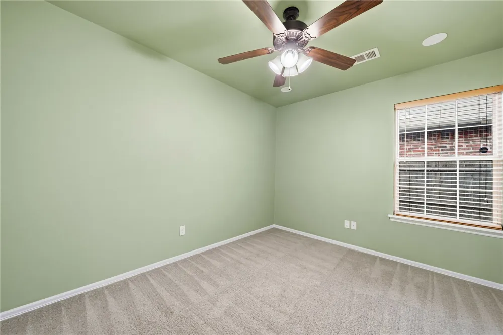 225 E Bryan Avenue Sapulpa, OK 74066