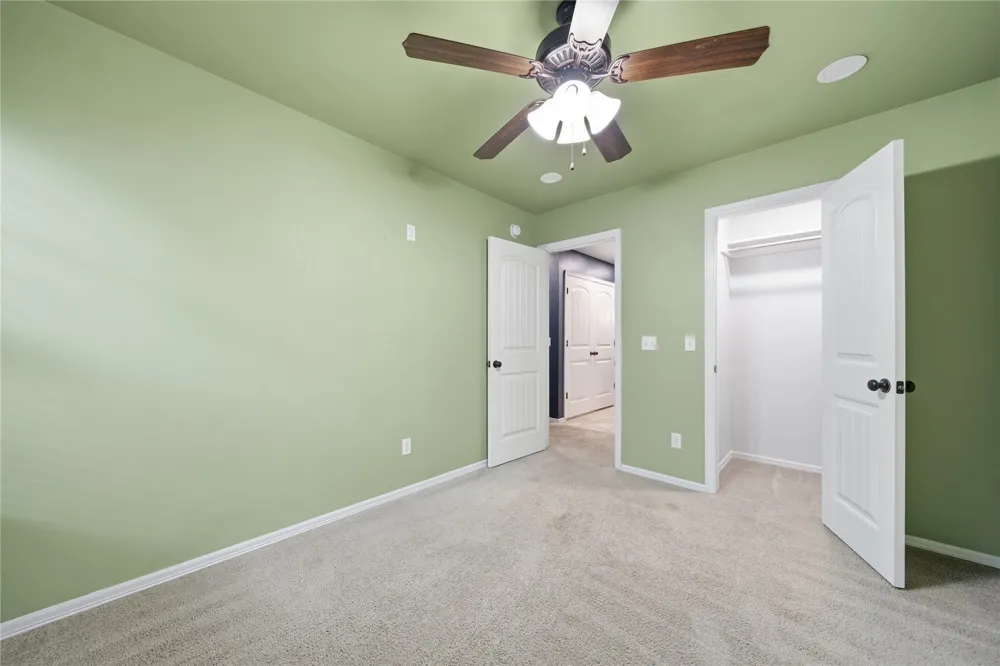 225 E Bryan Avenue Sapulpa, OK 74066