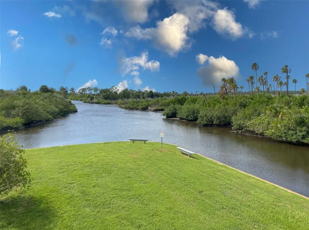 9940 EAGLES POINT CIRCLE #4 Port Richey, FL 34668