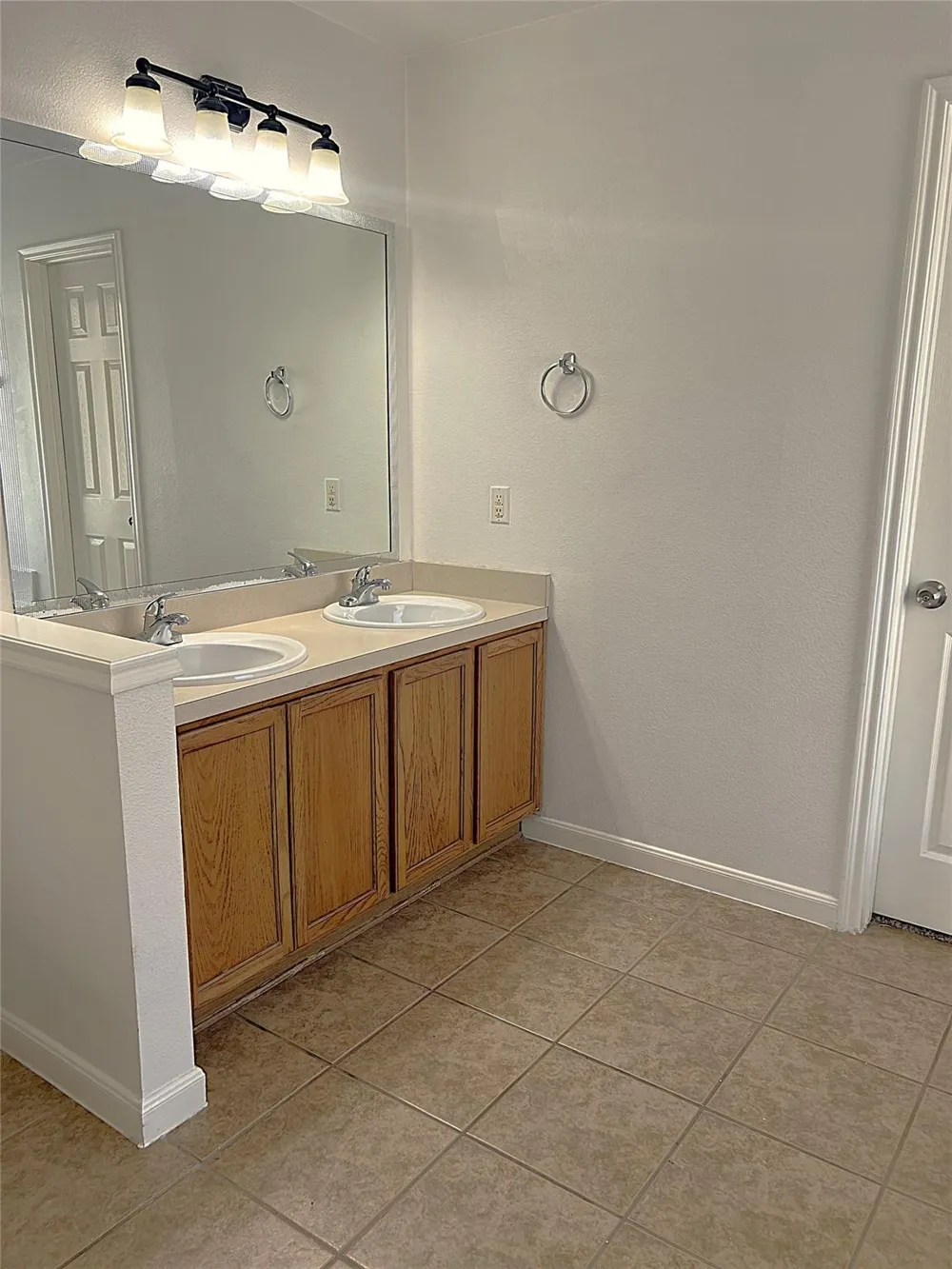 4714 Glencastle Court Houston, TX 77345