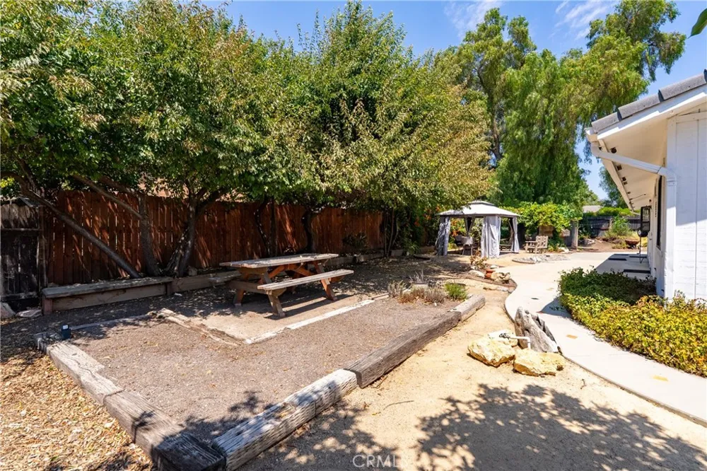 411 Palomino Lane Paso Robles, CA 93446