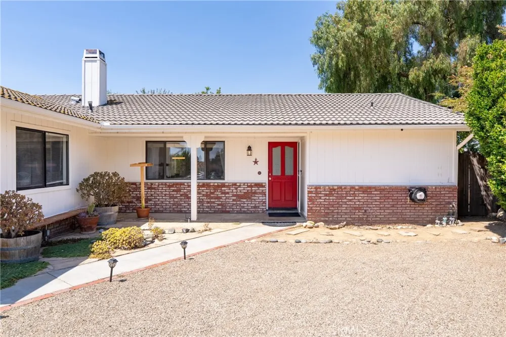 411 Palomino Lane Paso Robles, CA 93446