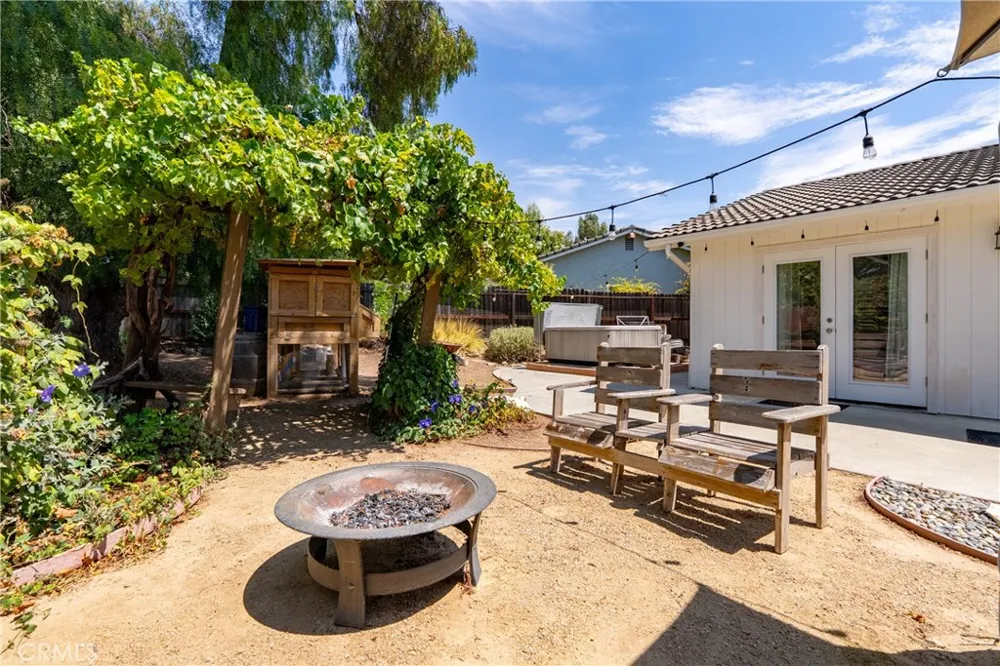 411 Palomino Lane Paso Robles, CA 93446
