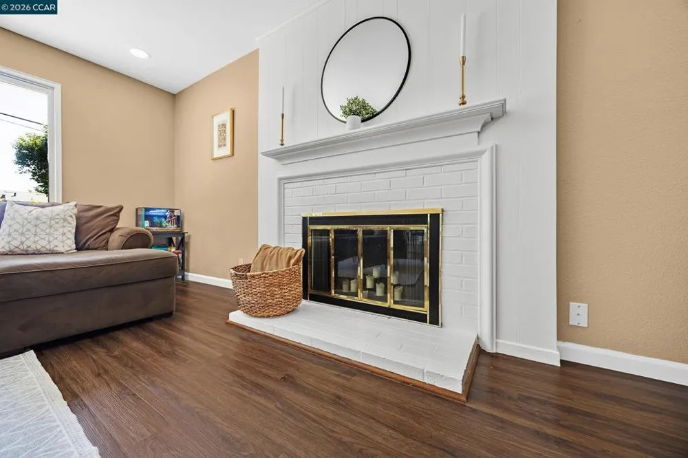8569 Wicklow Ln Dublin, CA 94568