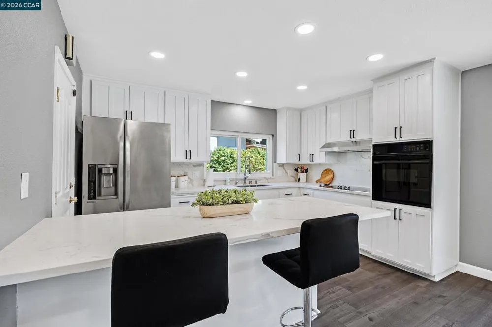 8569 Wicklow Ln Dublin, CA 94568