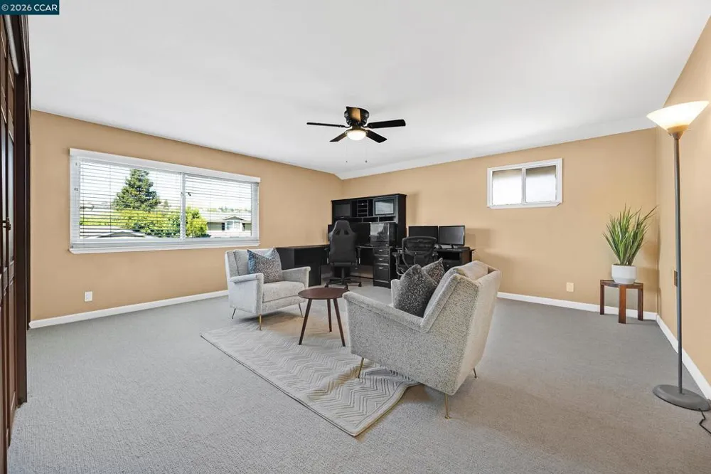 8569 Wicklow Ln Dublin, CA 94568