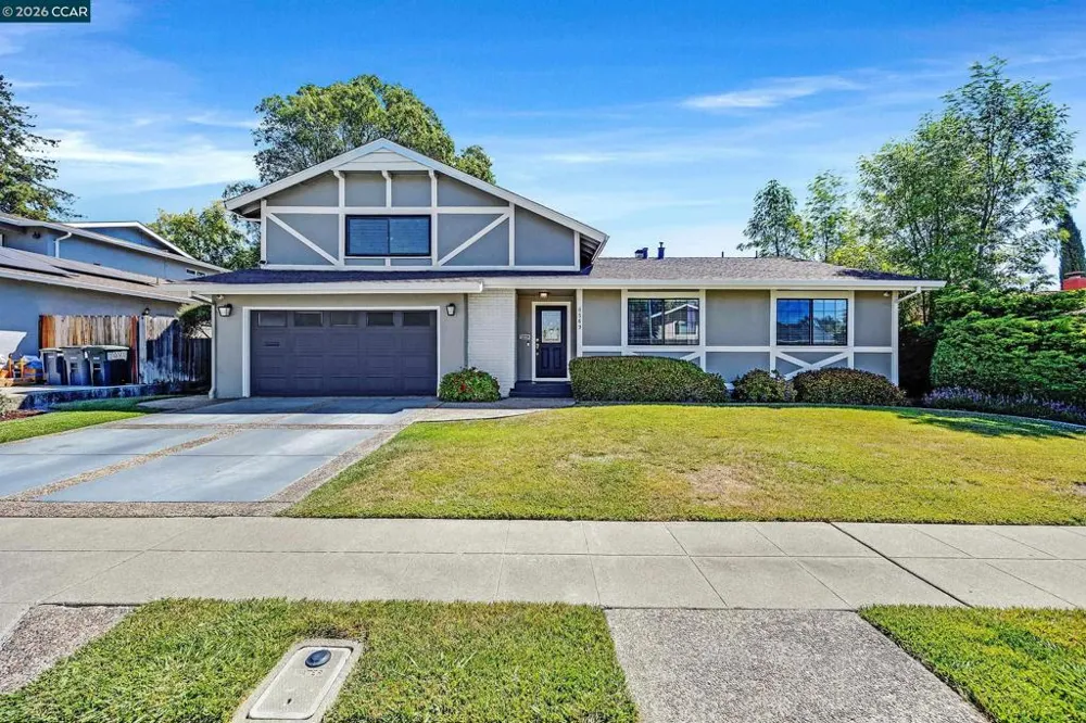 8569 Wicklow Ln Dublin, CA 94568