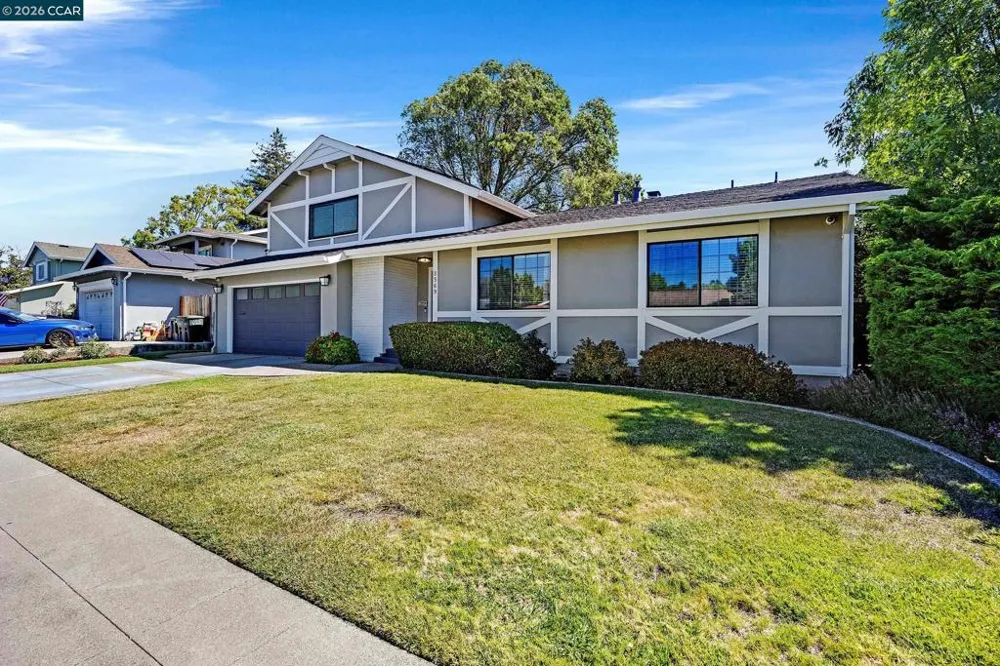 8569 Wicklow Ln Dublin, CA 94568