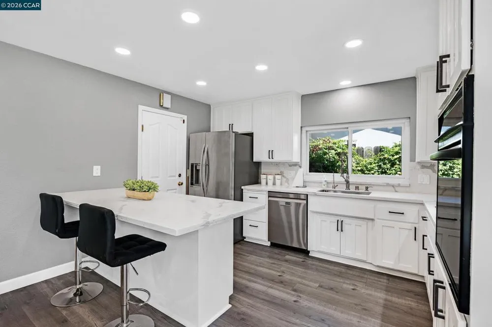 8569 Wicklow Ln Dublin, CA 94568