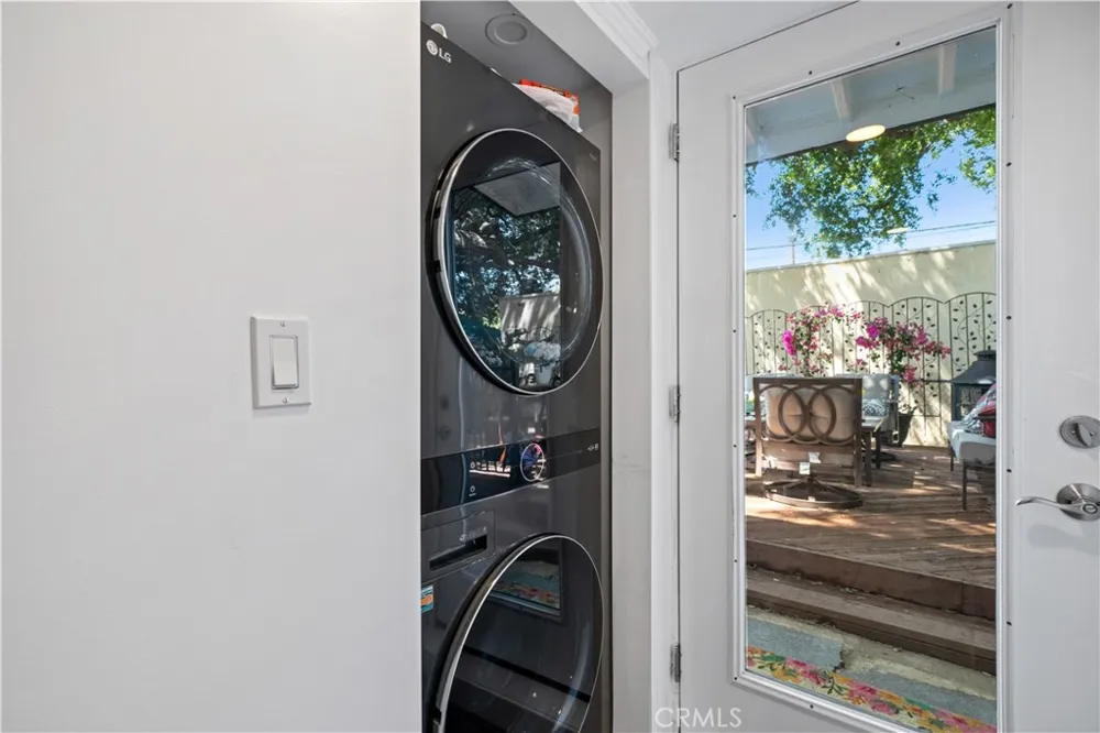 2427 Verdugo Glendale, CA 91208
