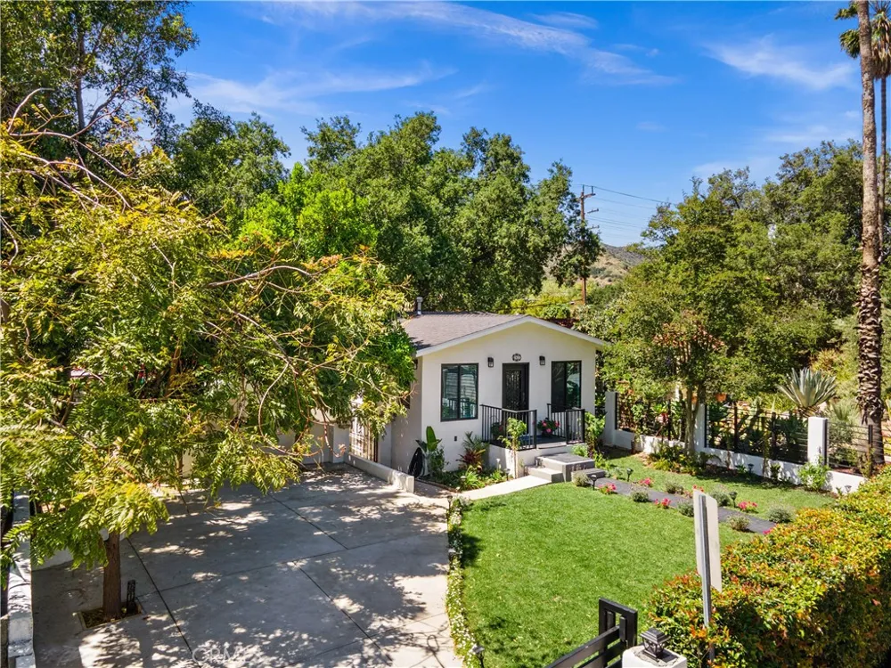 2427 Verdugo Glendale, CA 91208