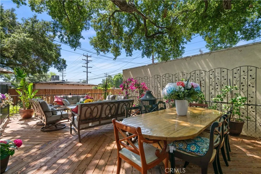 2427 Verdugo Glendale, CA 91208