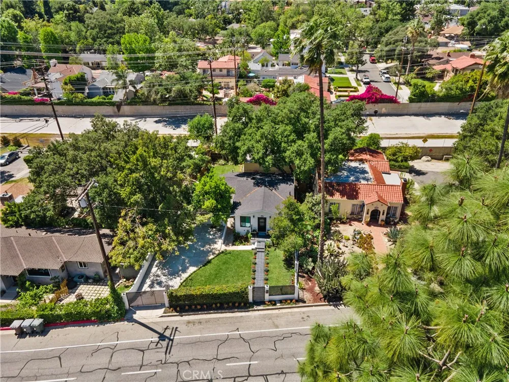 2427 Verdugo Glendale, CA 91208