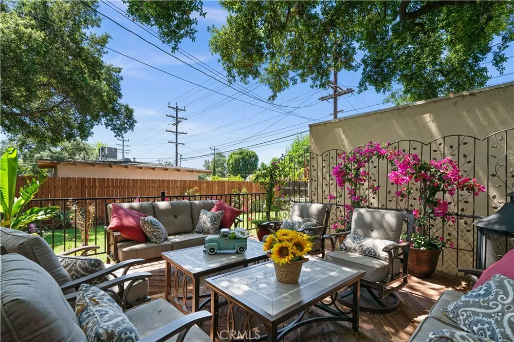 2427 Verdugo Glendale, CA 91208