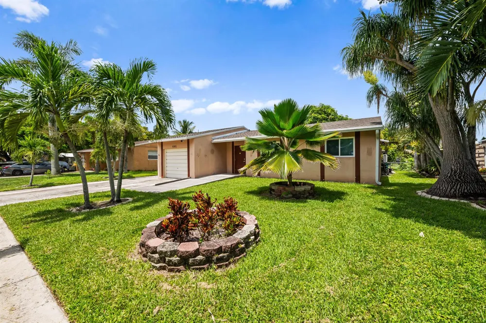 6981 SW 1ST COURT Margate, FL 33068